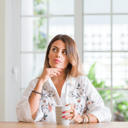 Assurance loyer impayé ou garant : comment choisir ?